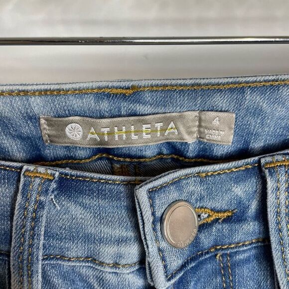 Athleta Skulptek Straight Jeans Light Blue Women's size 4 Stretch Movement Ankle - Picture 2 of 7